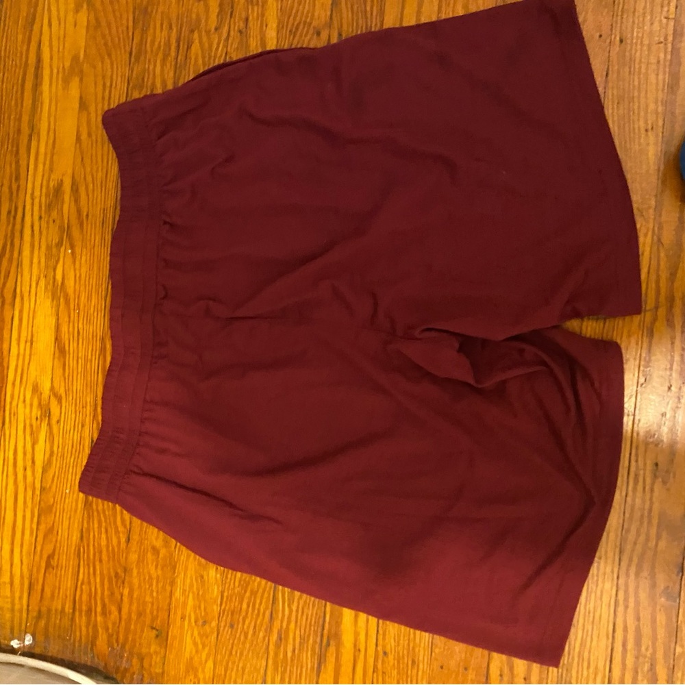 red shorts
